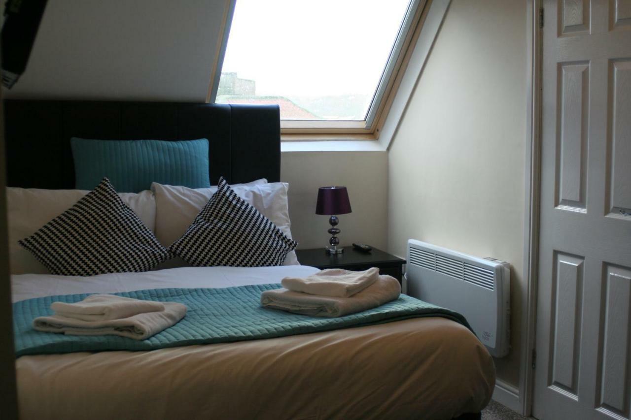 Abbey Holiday Accommodation Уитби Экстерьер фото